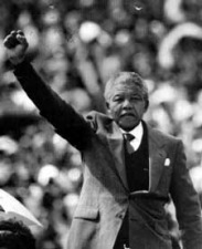 mandela_raised_fist