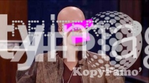 20110216124438_20110216124417_20110216124359_20110216124344_shaved-bieber-is-shaved.